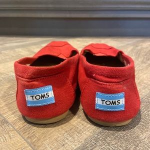 Toms shoes
